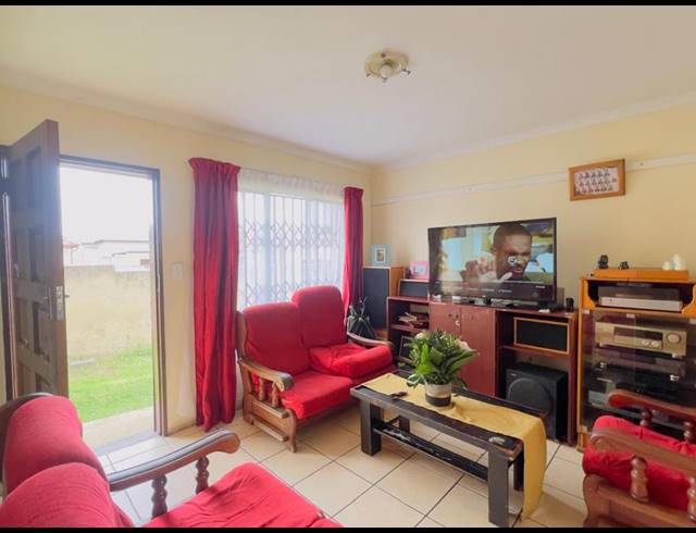 3 BEDROOM HOUSE FOR SALE IN RIVERLEA
